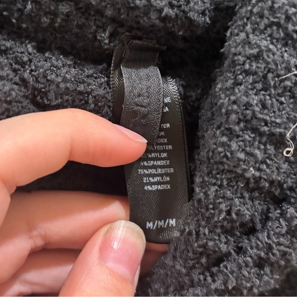 Black Long Sleeve SKIMS Dress - Picture 3 of 3